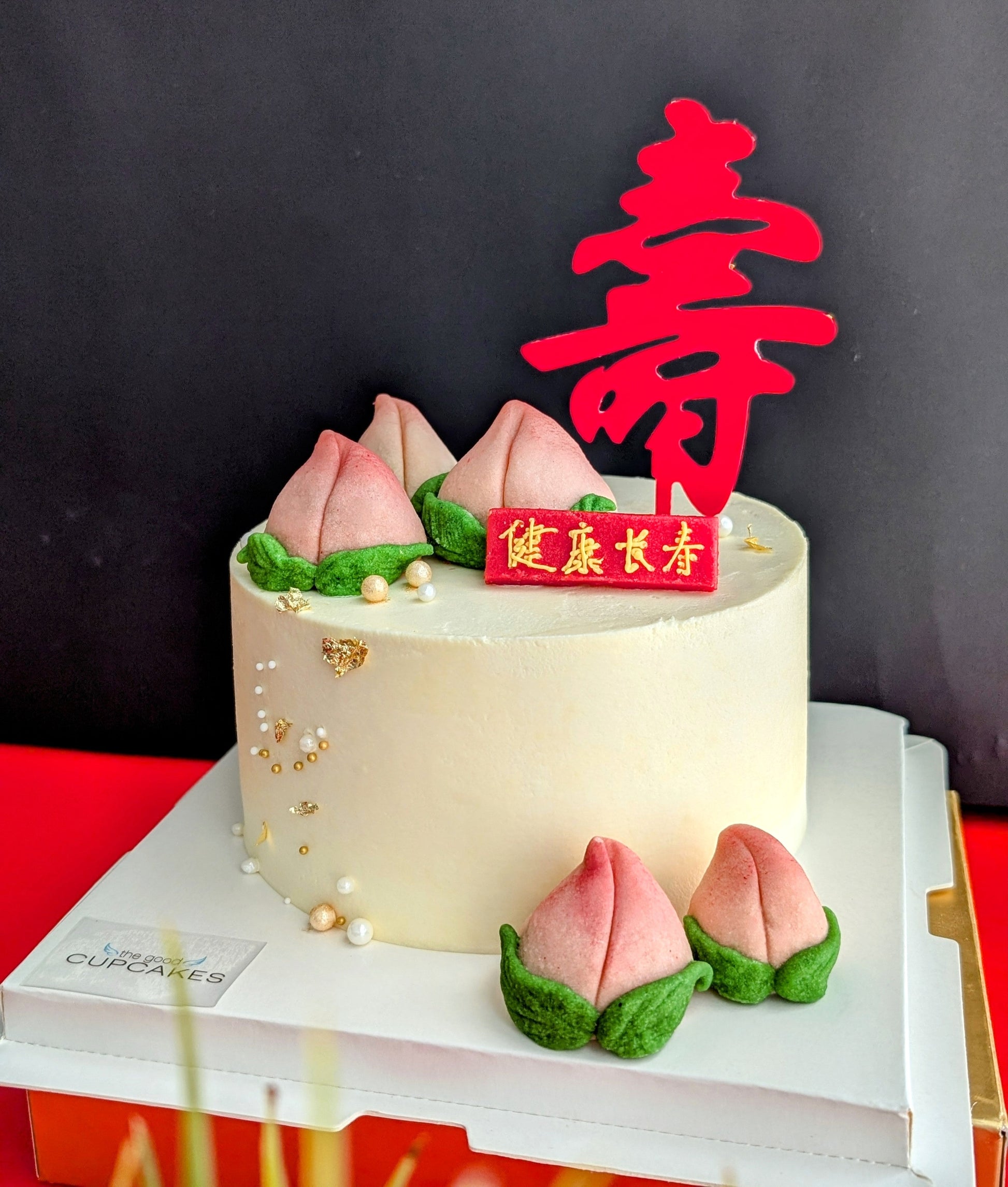longevity bun, birthday cake, floral cake, low calories cake, low sugar cake, healthy cake