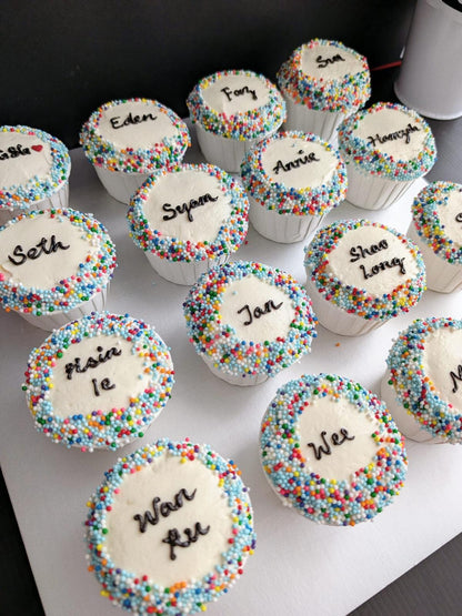 Personalised cupcakes with custom message, hand-piped buttercream, The Good Cupcakes Singapore
