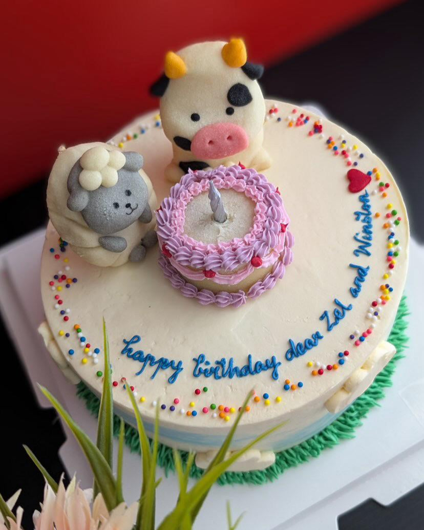 Party animal cake, cute cake, birthday cake, low calories, healthy cake, The Good Cupcakes Singapore